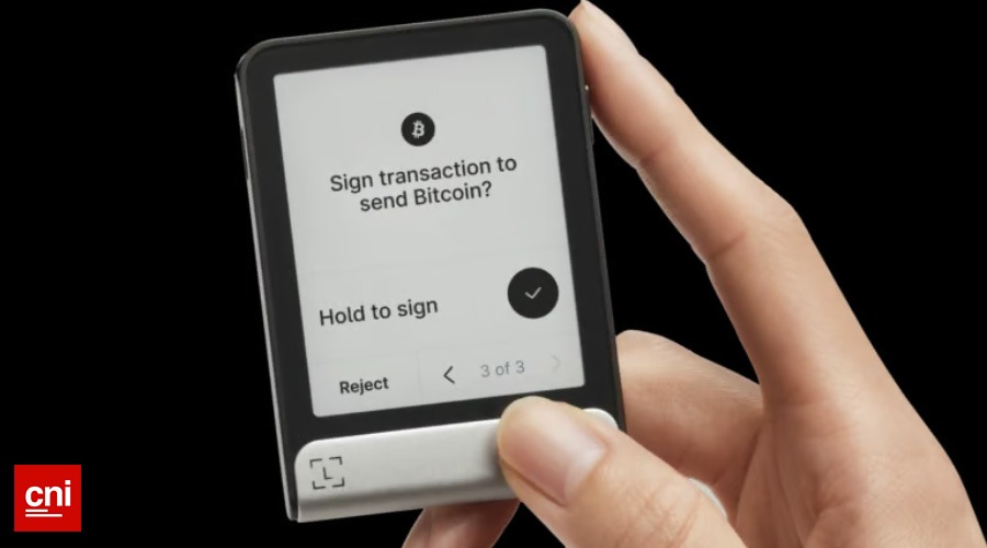Ethereum Launches Clear Signing to Reduce Blind Signing Risks in Crypto